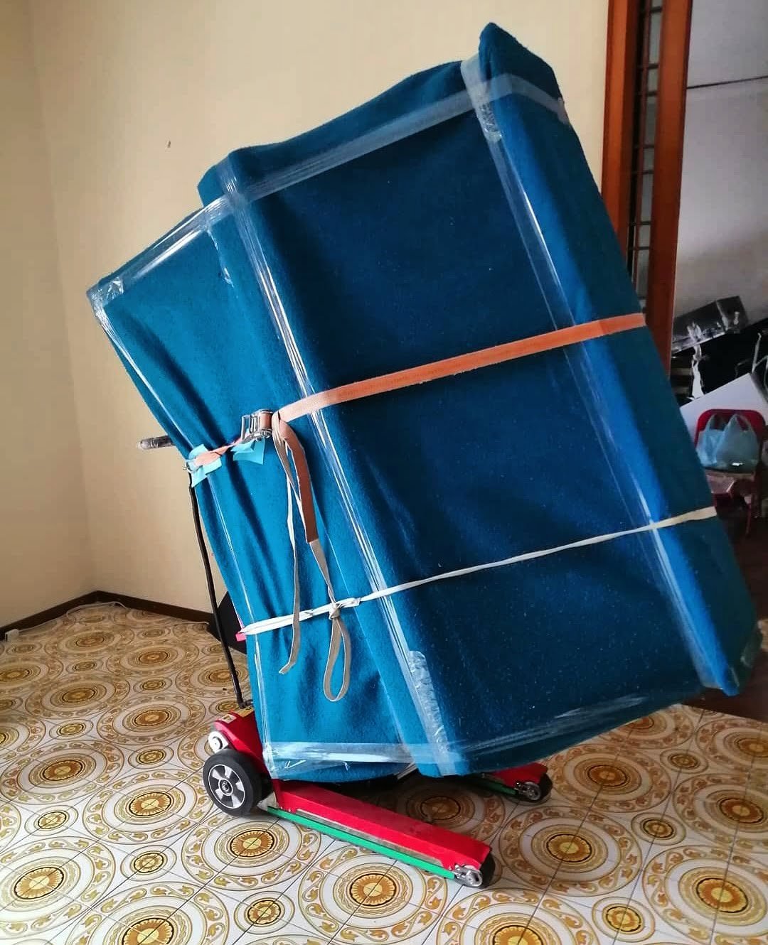 Treppenkarren für Transport von akustischem Klavier