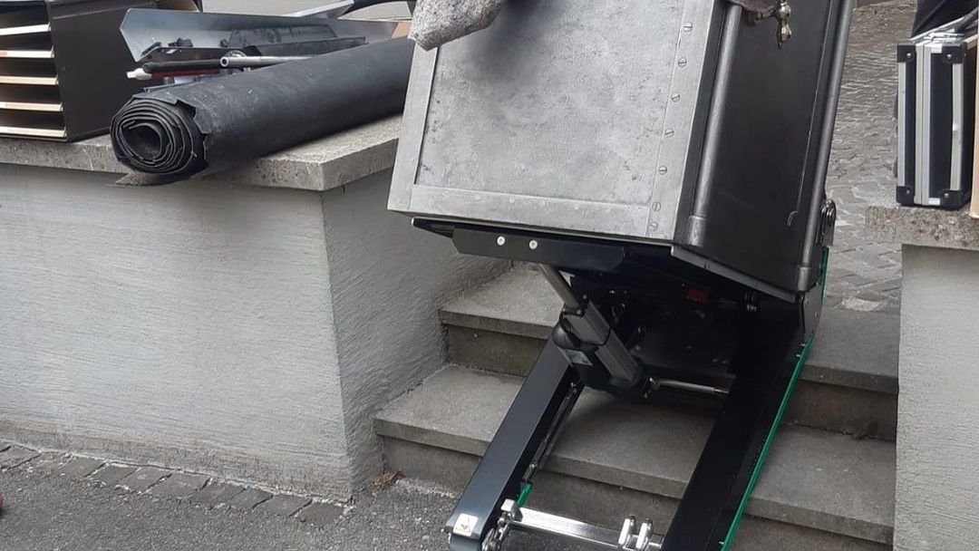 Elektrischer Treppensteiger für Wandtresor-Installation