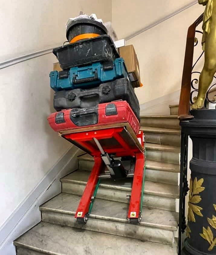 Zonzini trolley for construction supplies transport to floors