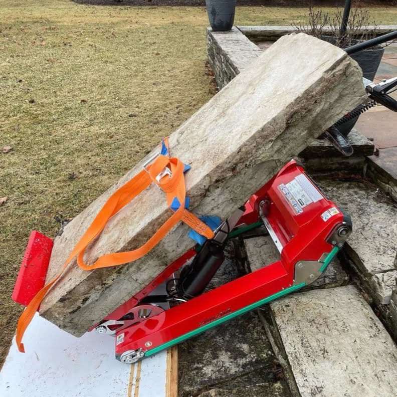 Electric stair climber for transporting marble slabs to upper floors