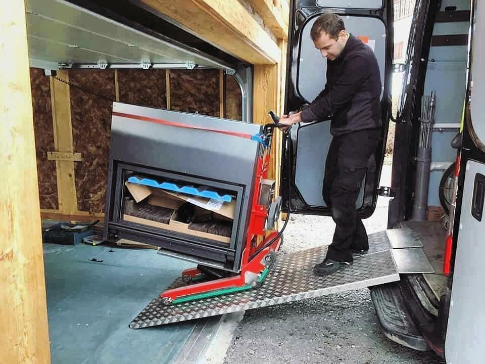 Zonzini stair climber for professional oven unloading from van