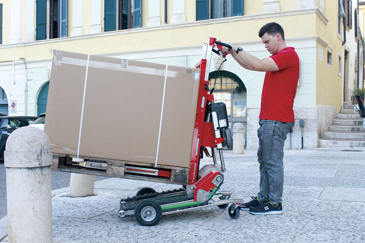 Domino PT sube-escaleras oruga con base con ruedas para desplazamiento en llano