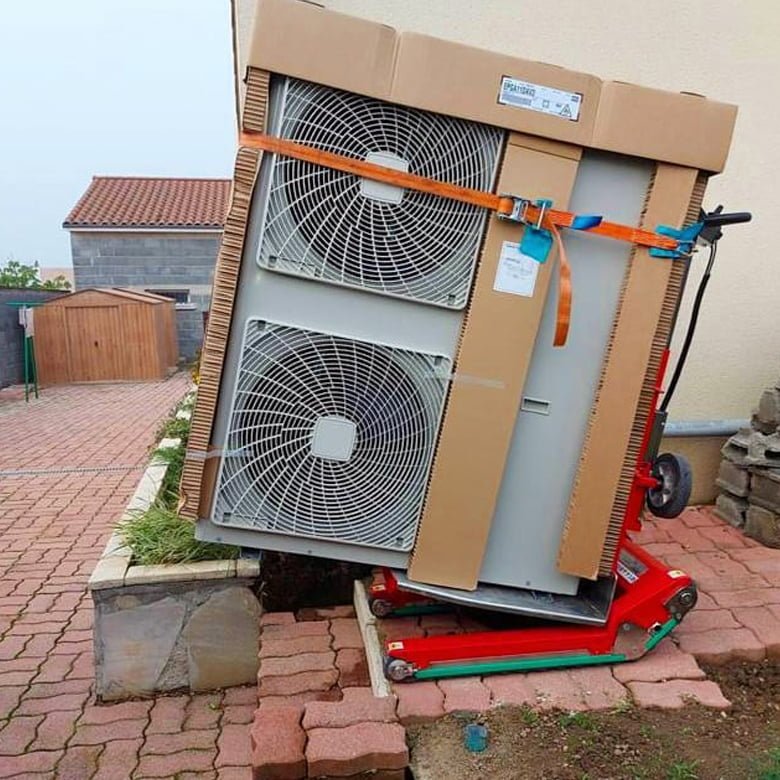 Entrega de climatizador en apartamento con Zonzini