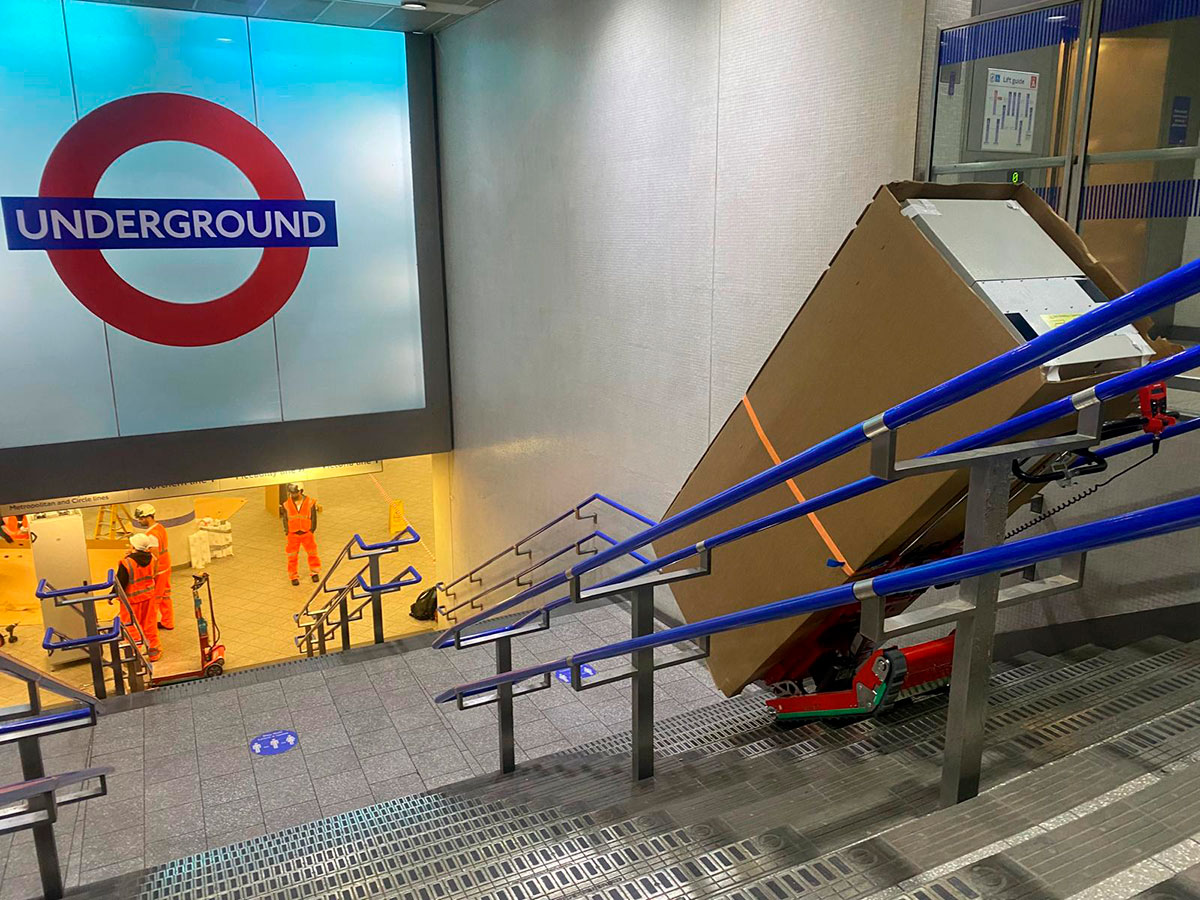 Skipper London Underground