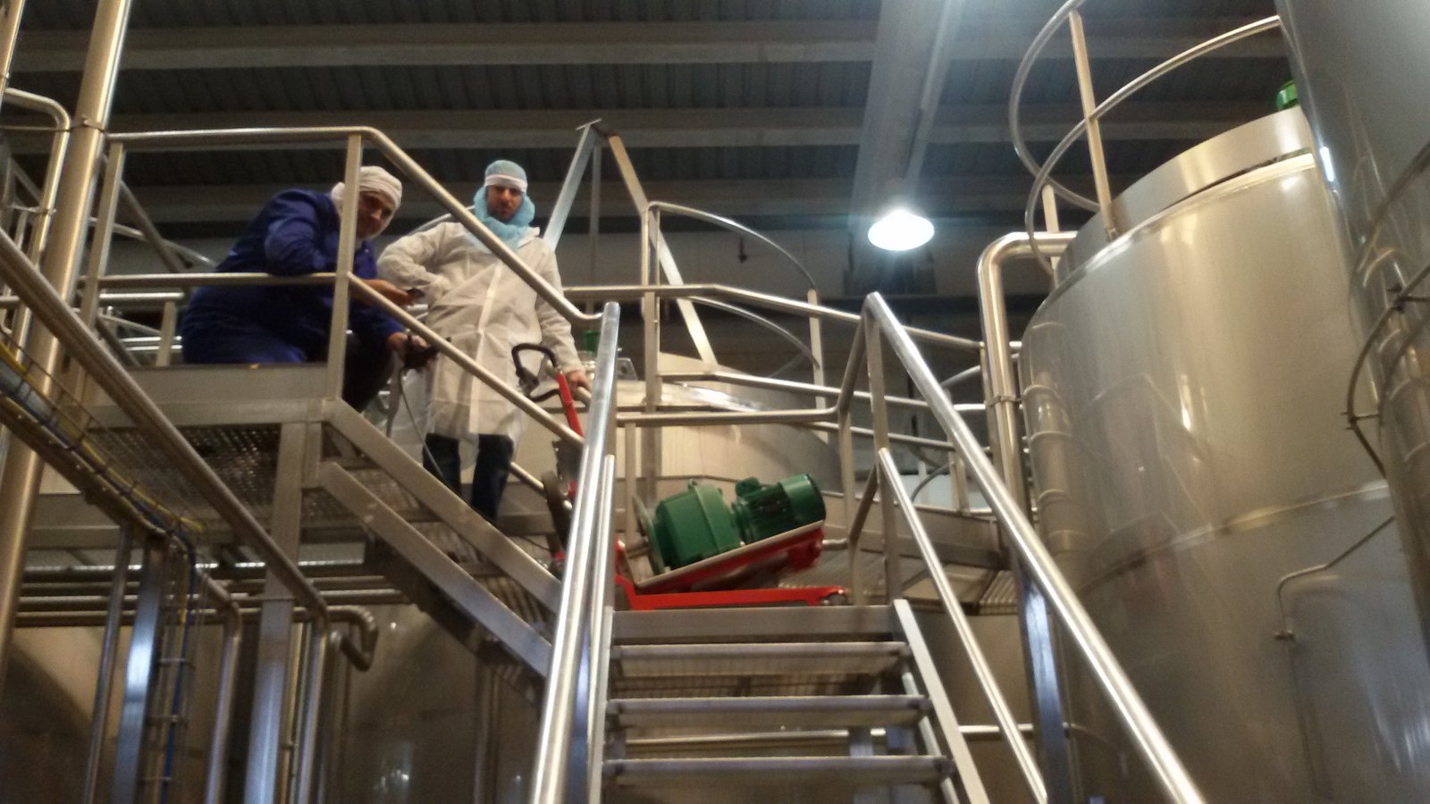 Monte-escalier électrique pour livraison de batterie lithium dans les escaliers